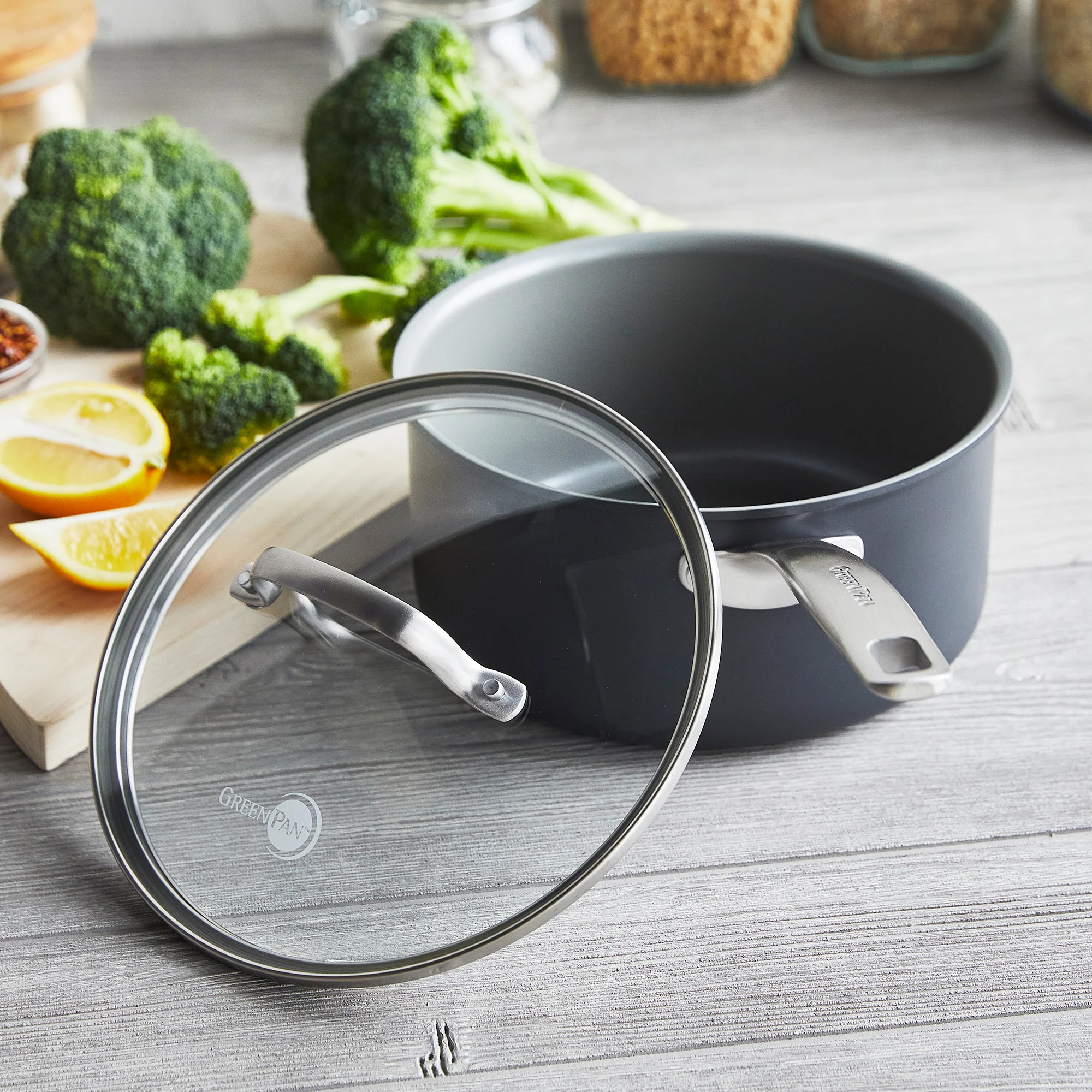 Chatham Nonstick, Ceramic Sauce Pan with Lid, 3 qt - Image 4