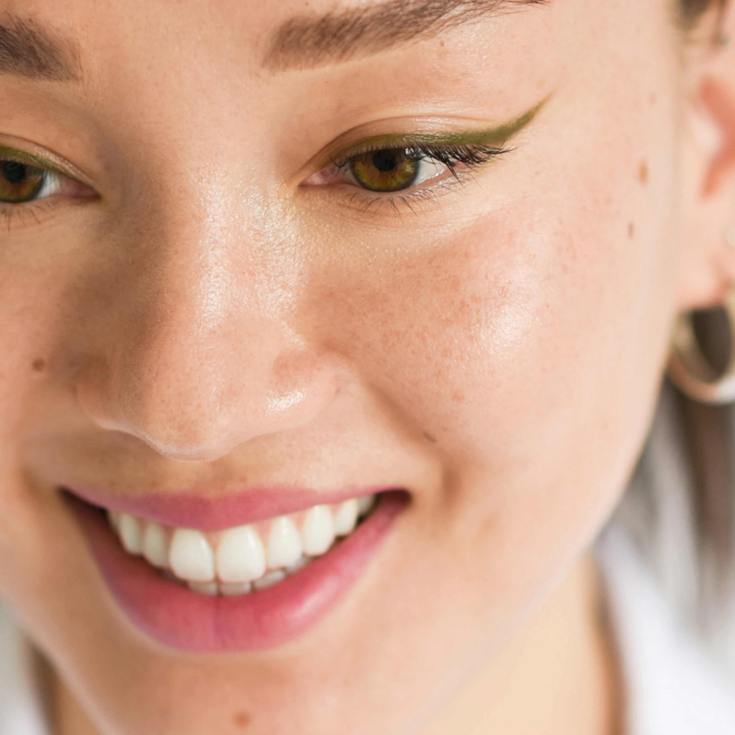 Jojoba Eye Pencil - Image 32