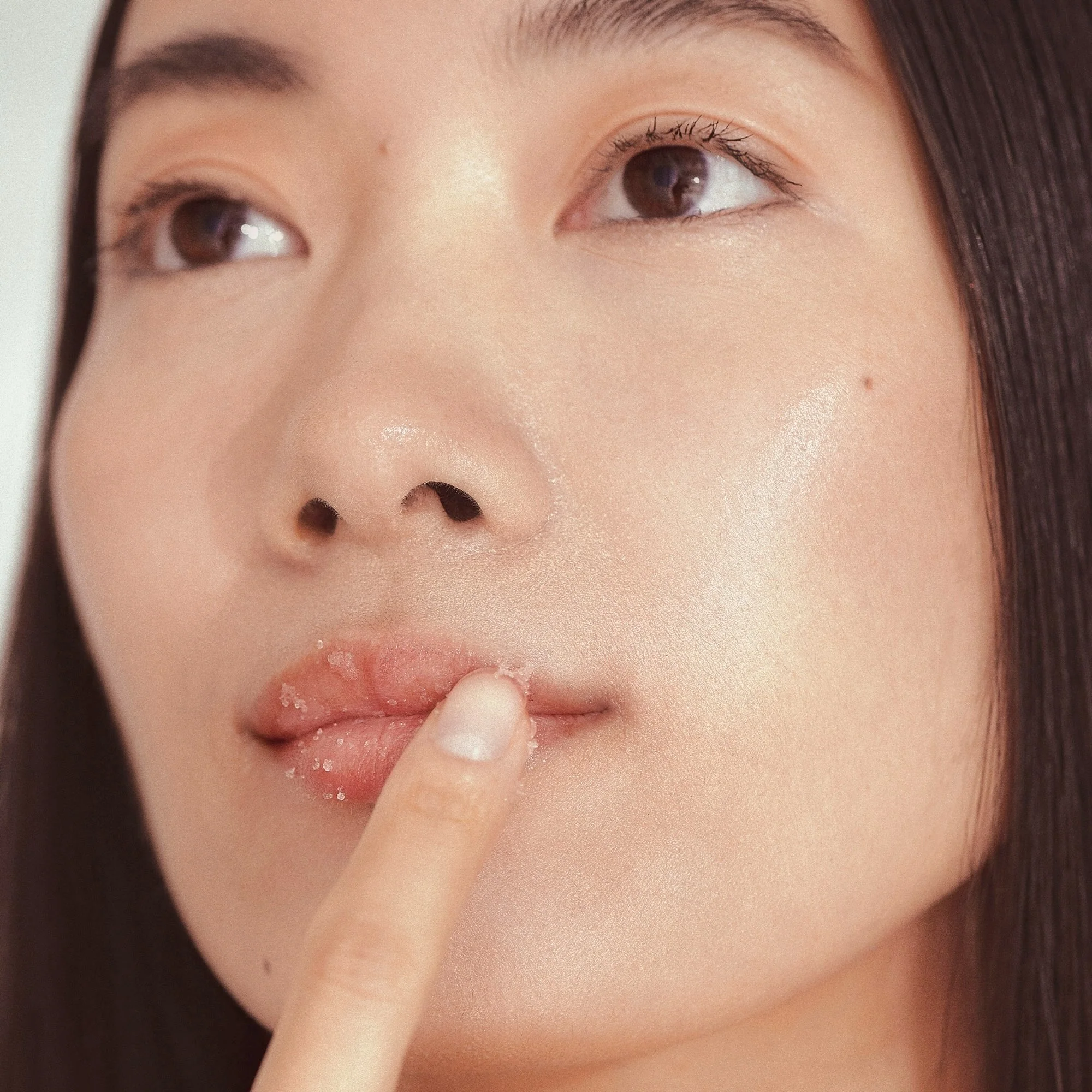 Lip Exfoliator - Image 13