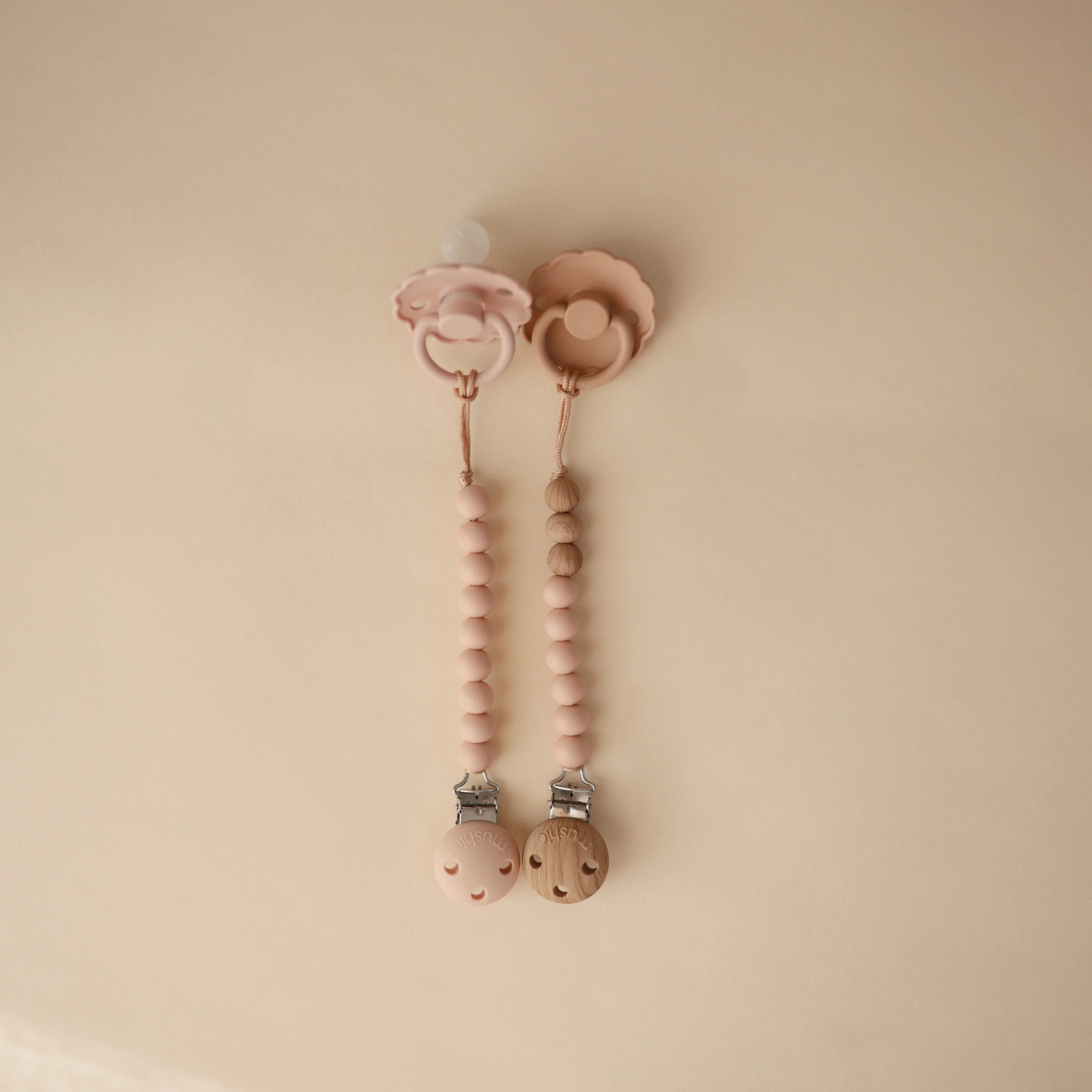 Silicone Pacifier Clip | Hera - Image 3